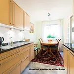 Zv2001 Private Apartments & Rooms Hannover City - Room Agency